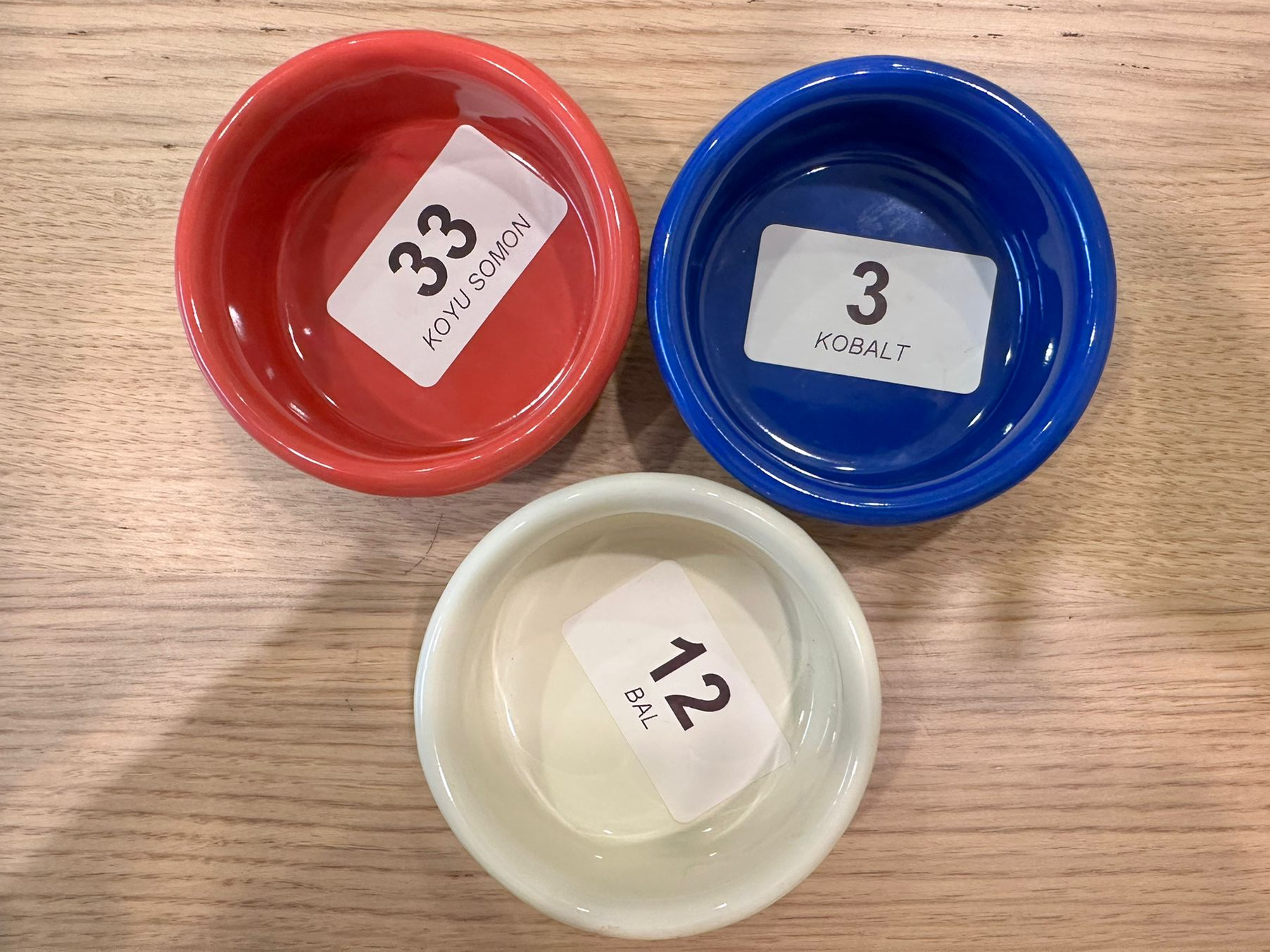Sélection de couleurs pour un projet de vaisselle professionnelle personnalisée