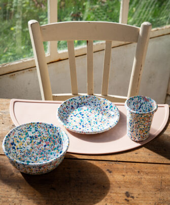 Set petit déjeuner EVA en acier émaillé, tasse, bol et petite assiette, Maison Levantine